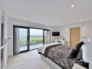 Photo 12- click for photo gallery